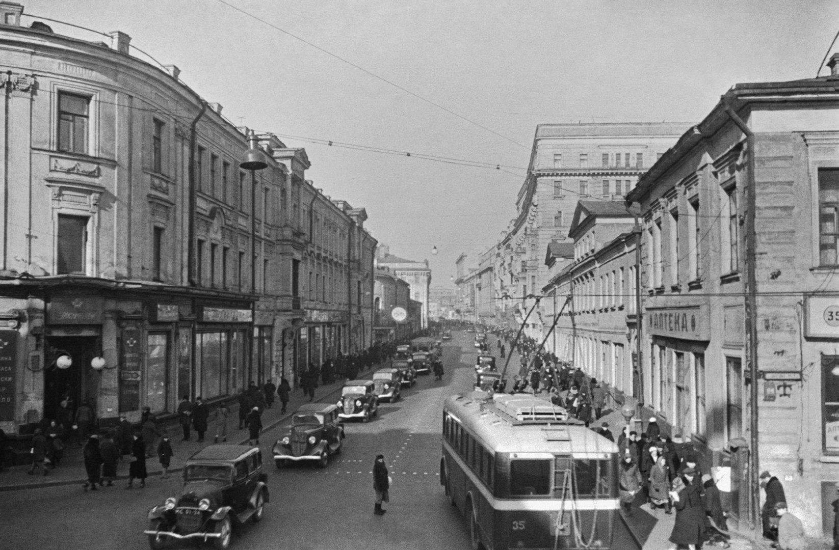 Тверската улица во советско време се викаше „Улица „Горки“  