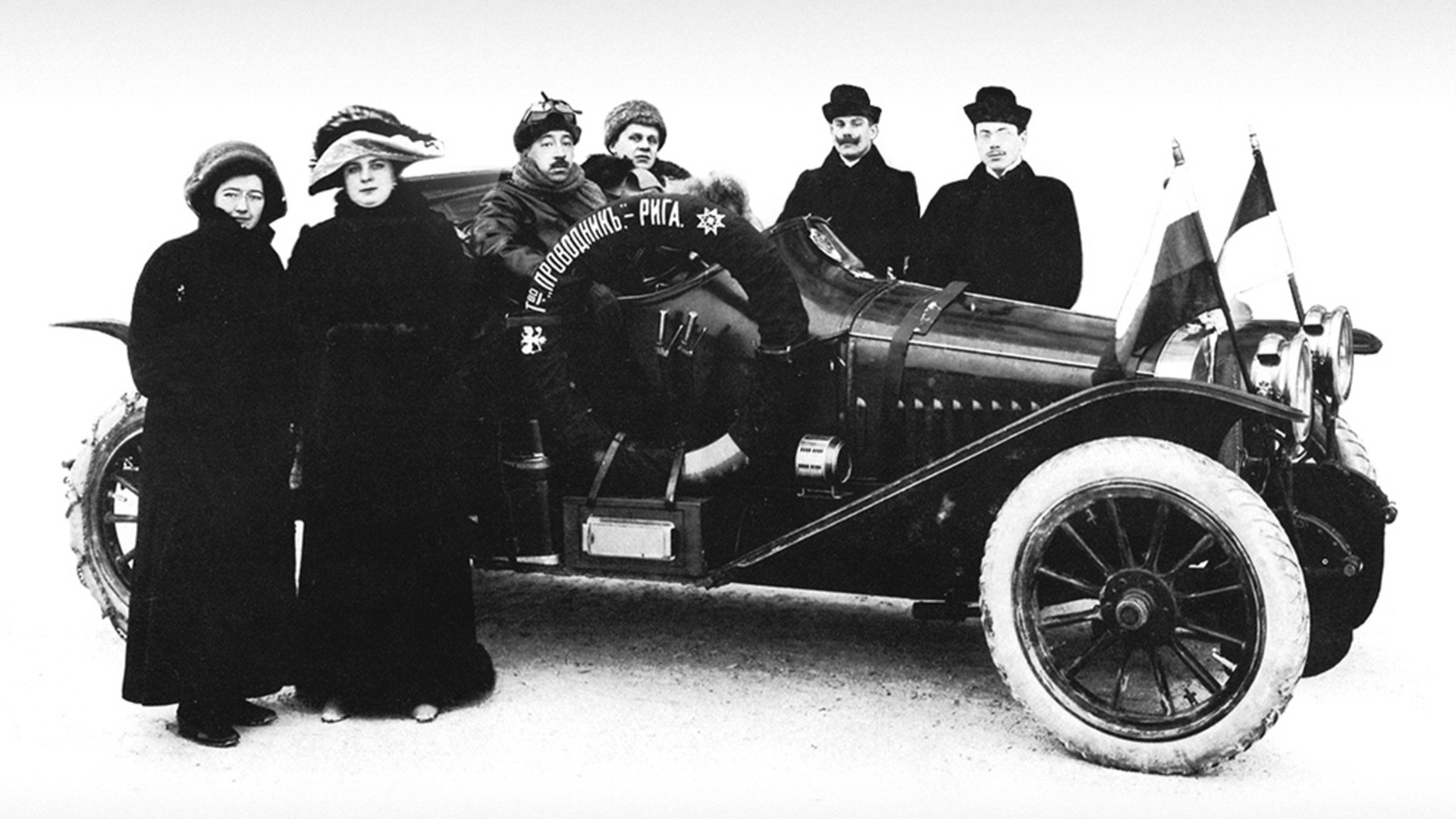 モンテカルロ・ラリの前、ルッソ・バルトS-24/55、1912年。