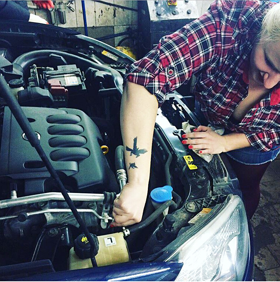 Car service queen Unconventional businesswoman shares her experience