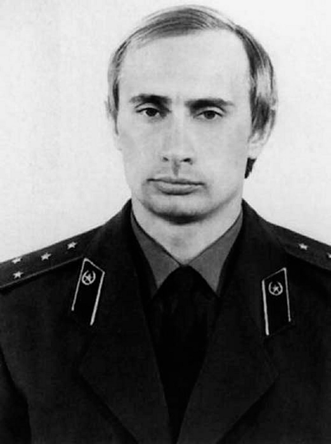 Potret Vladimir Putin sekitar 1980.