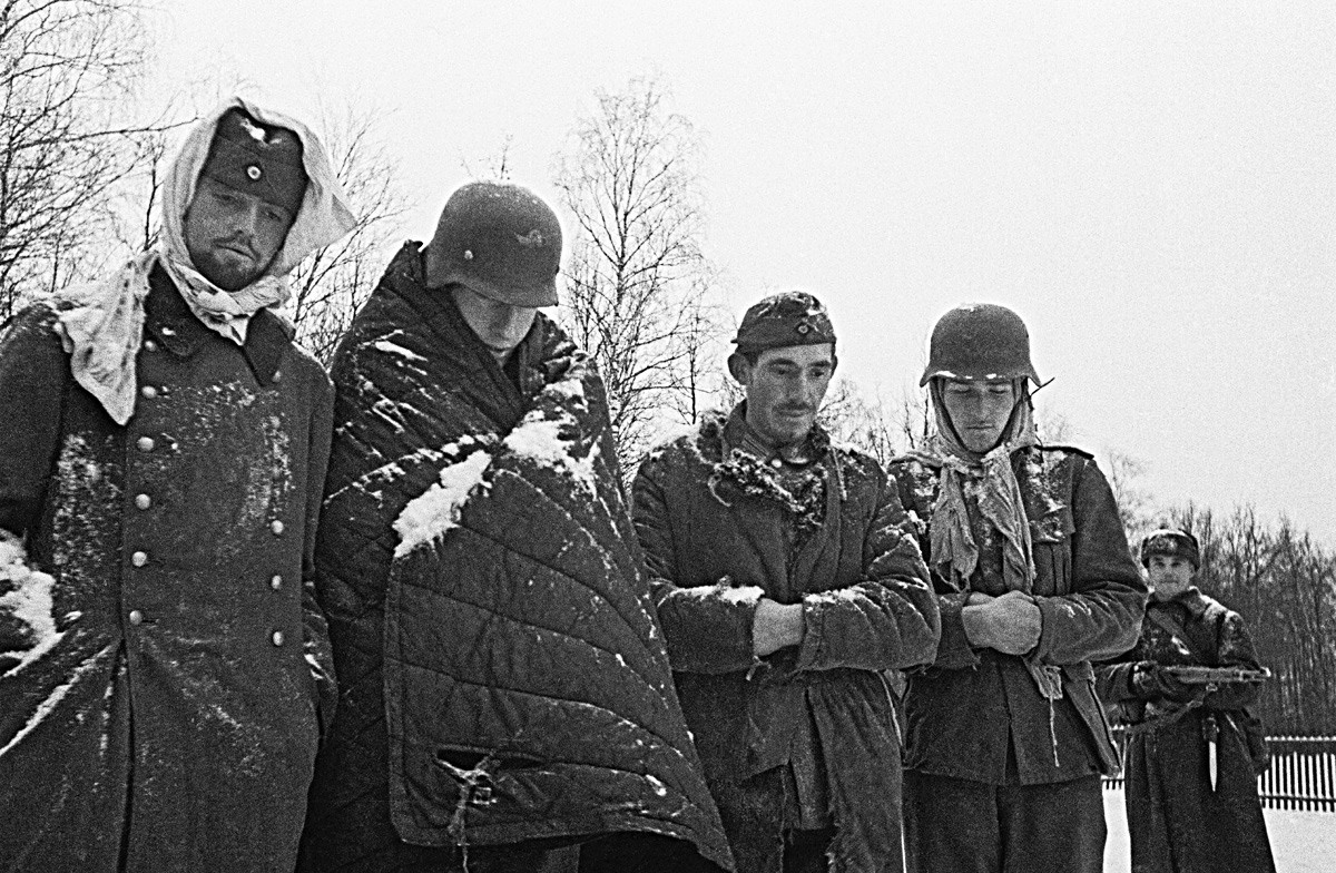 Gefangene deutsche Soldaten bei Moskau, 1941