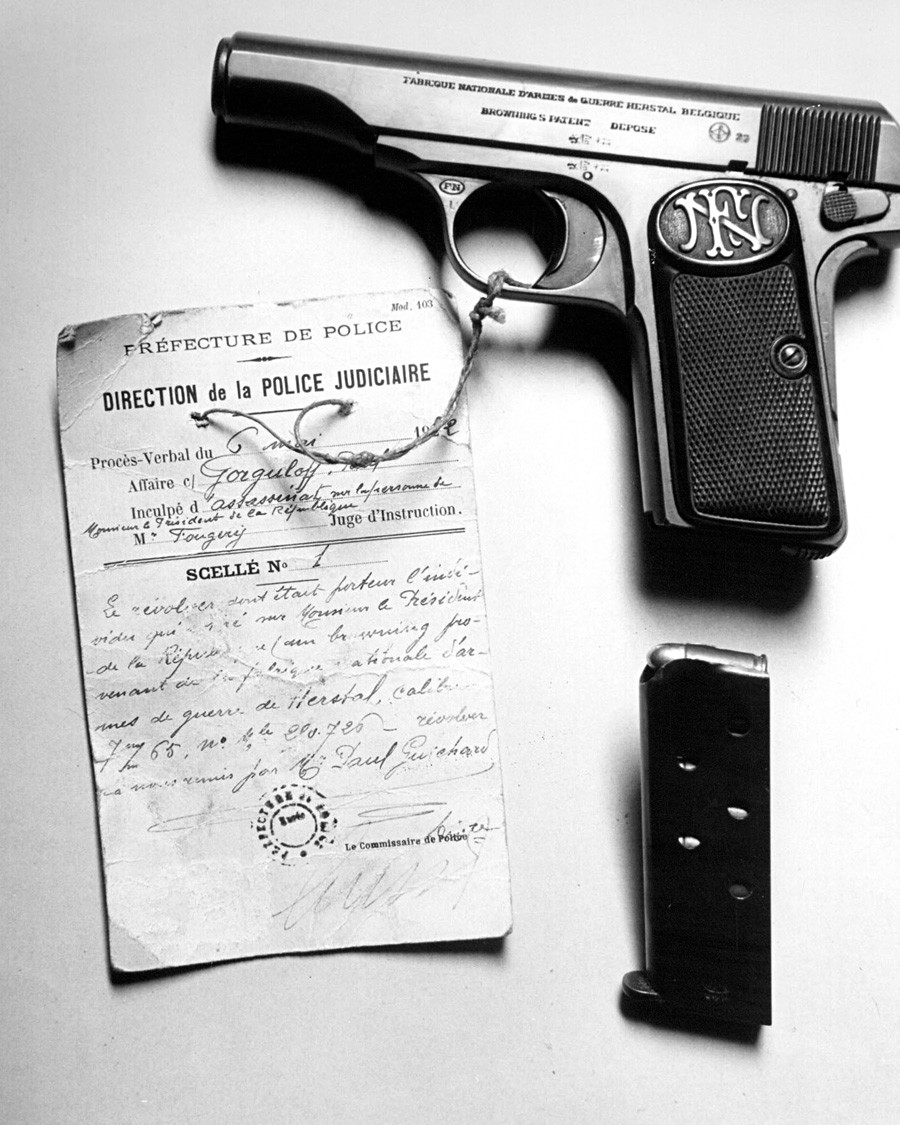 Pištola, s katero je Pavel Gorgulov ubil francoskega predsednika.