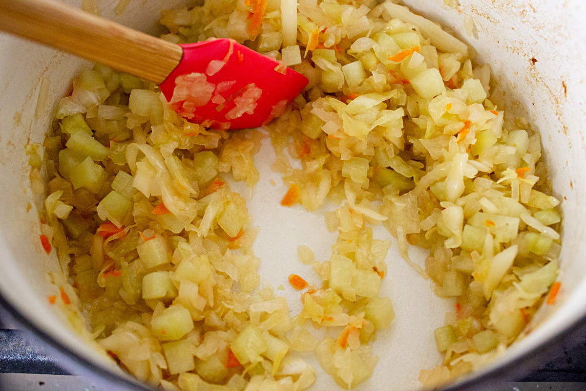 二日酔いにぴったりな村人のスープ ソリャンカの作り方 ロシア ビヨンド