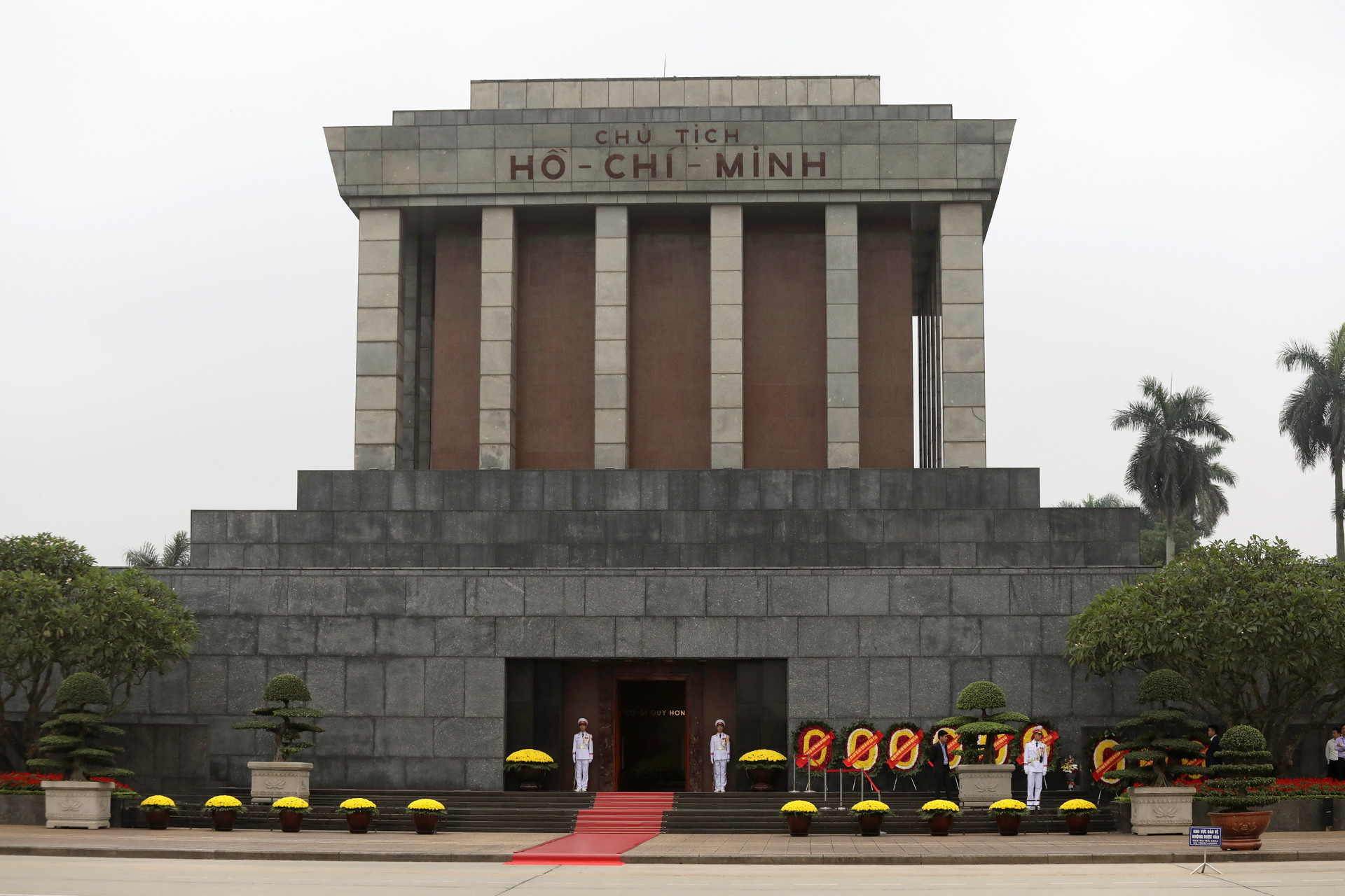 Ho Ši Minov mauzolej u Hanoiju, Vijetnam.
