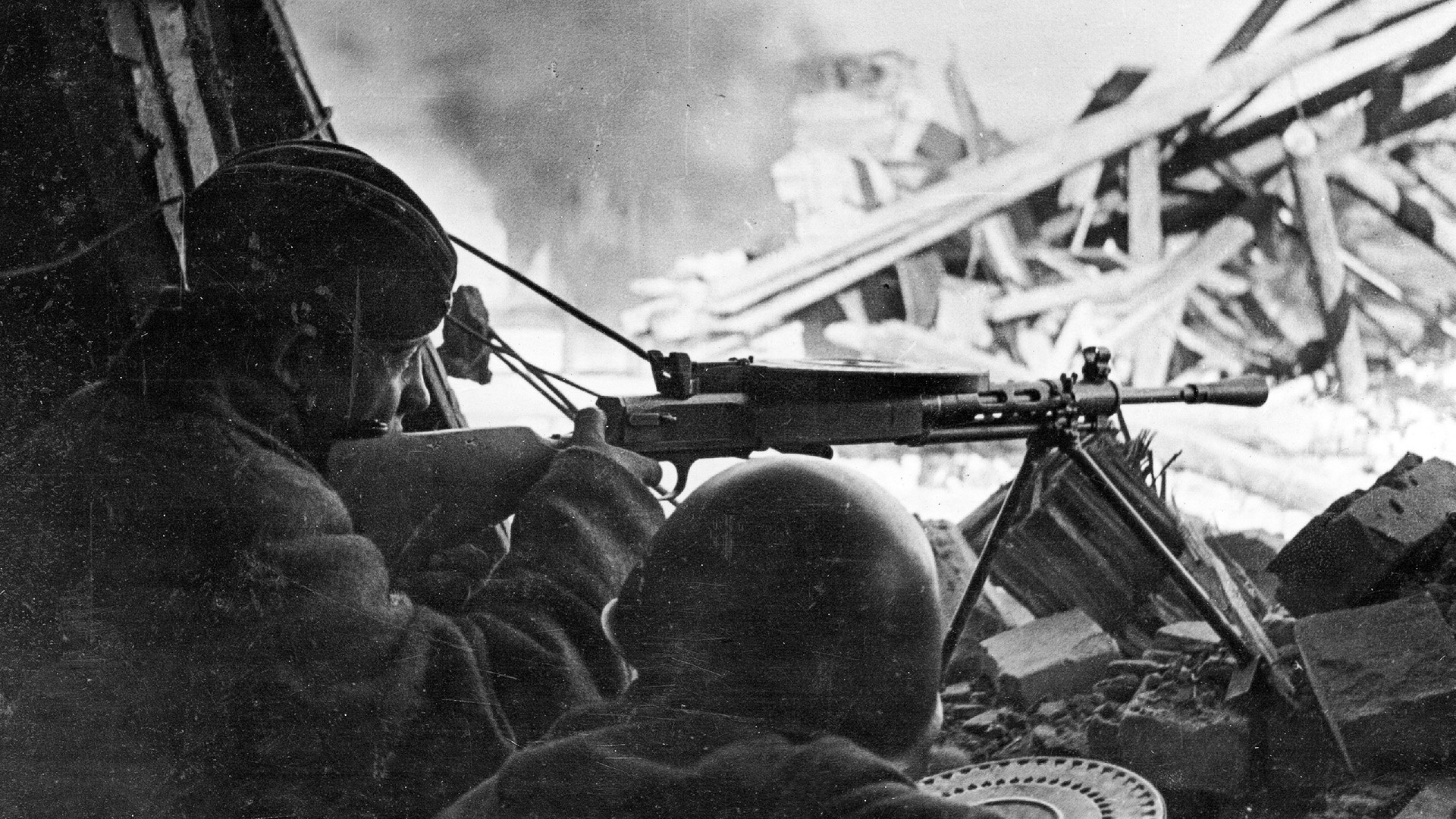 Sovjetski mitraljezec v predmestju Stalingrada