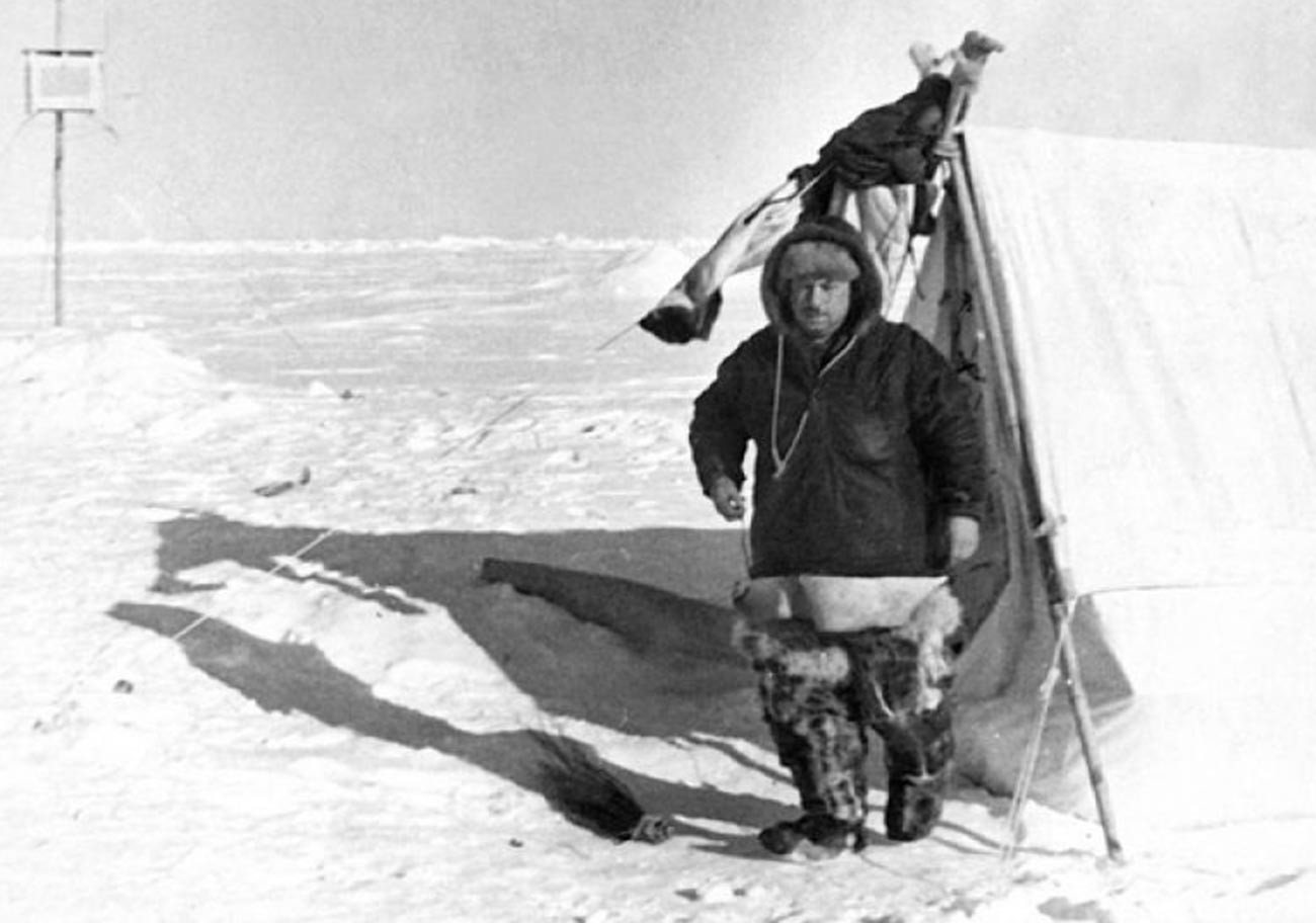 Iwan Papanin, der Chef der Eisdriftstation Nordpol-1