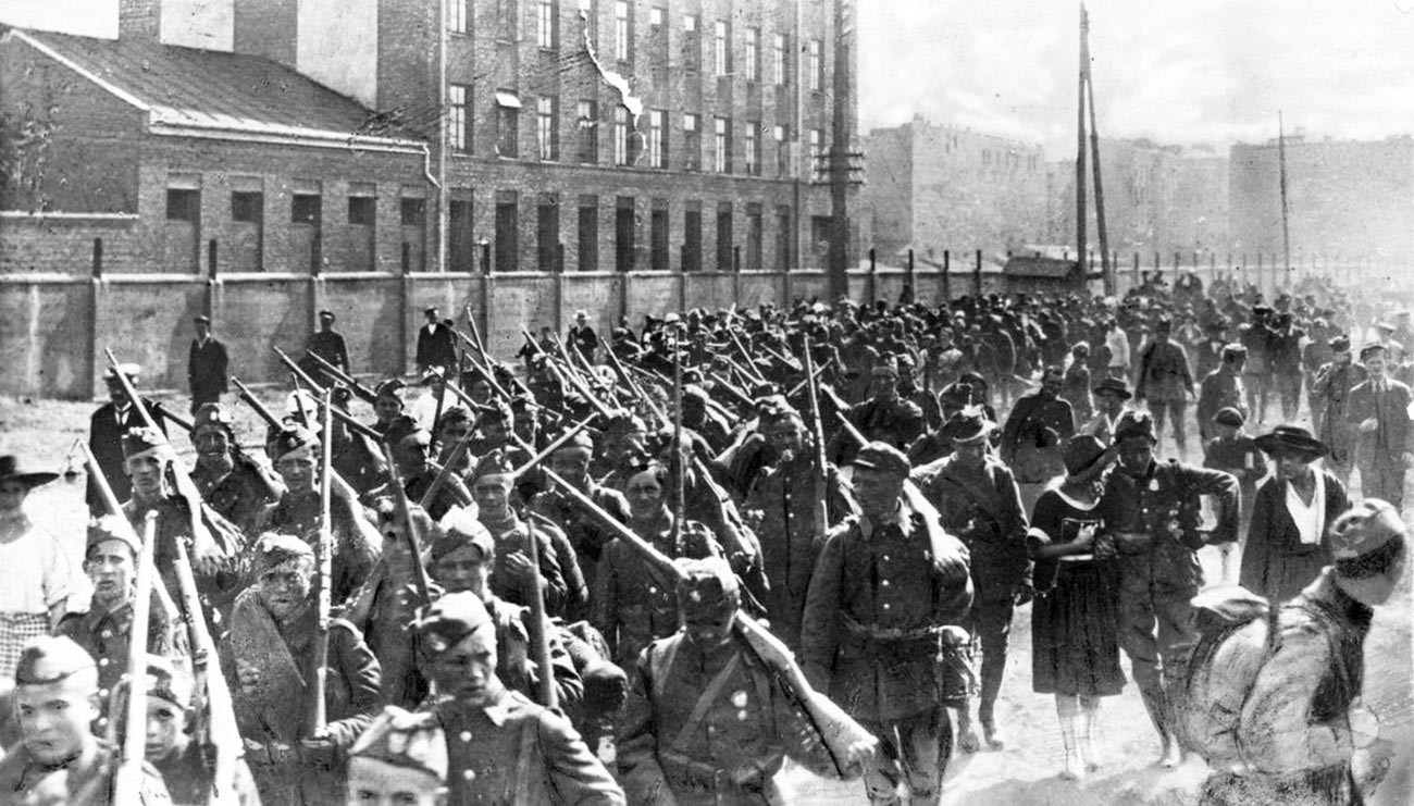 Польская пехота во время Битвы за Варшаву.