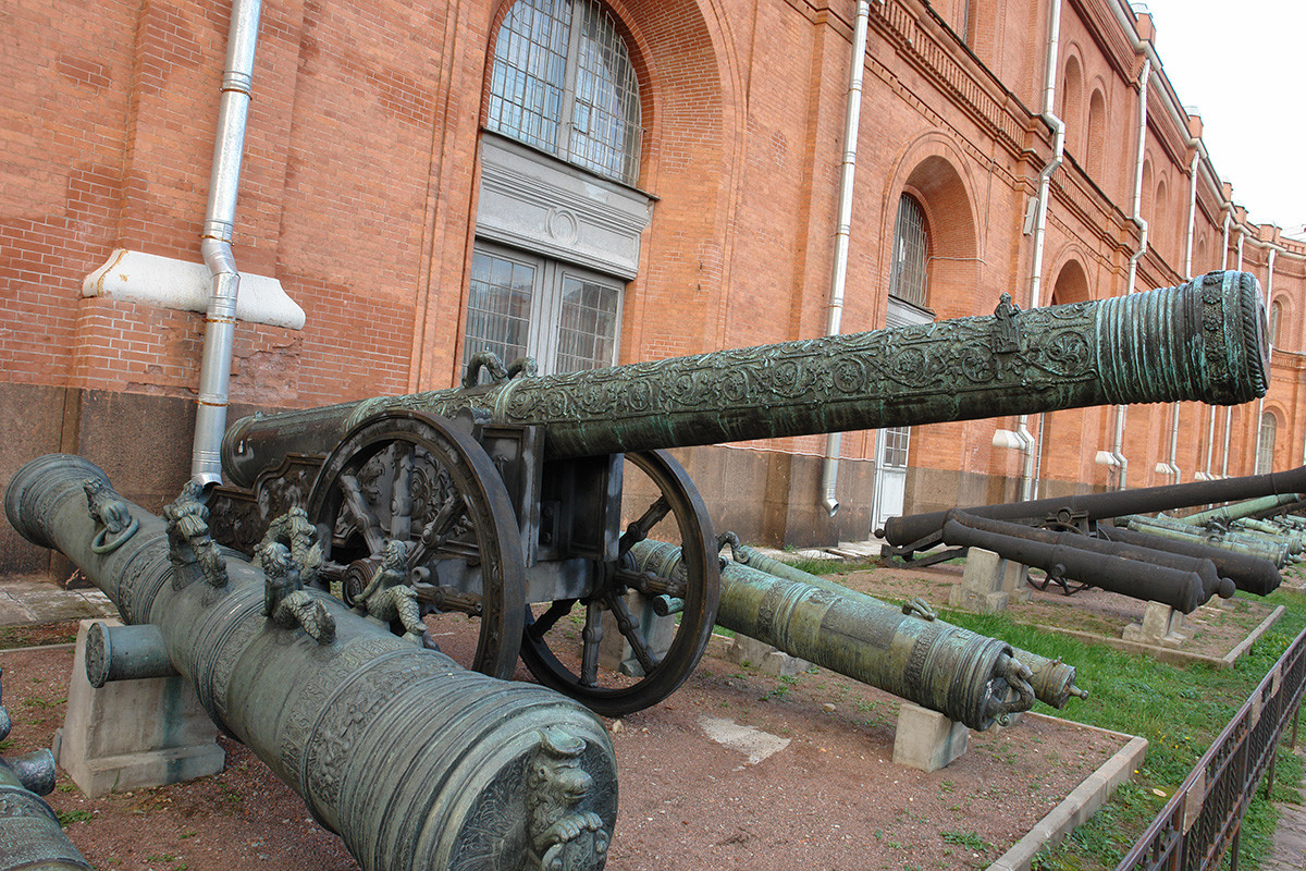 Cannone “Re Achille” di Andrej Chokhov, XVI secolo. Museo storico militare di artiglieria, San Pietroburgo
