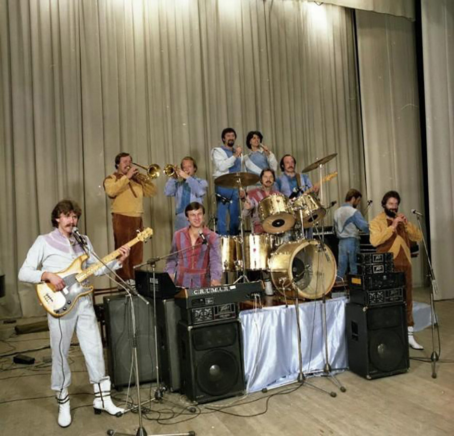 ベラルーシの音楽グループ「シャブルィー」（Сябры）。1984年