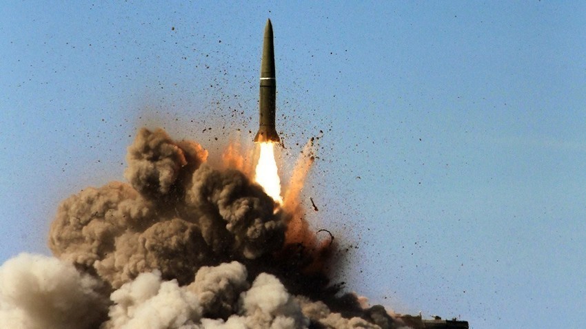 Гаѓање со балистичка ракета од оперативно-тактичкиот ракетен систем „Искандер-М“