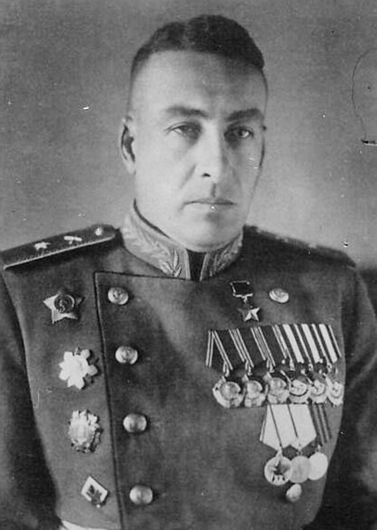 Херој Совјетског Савеза Сергеј Сергејевич Волкенштајн.