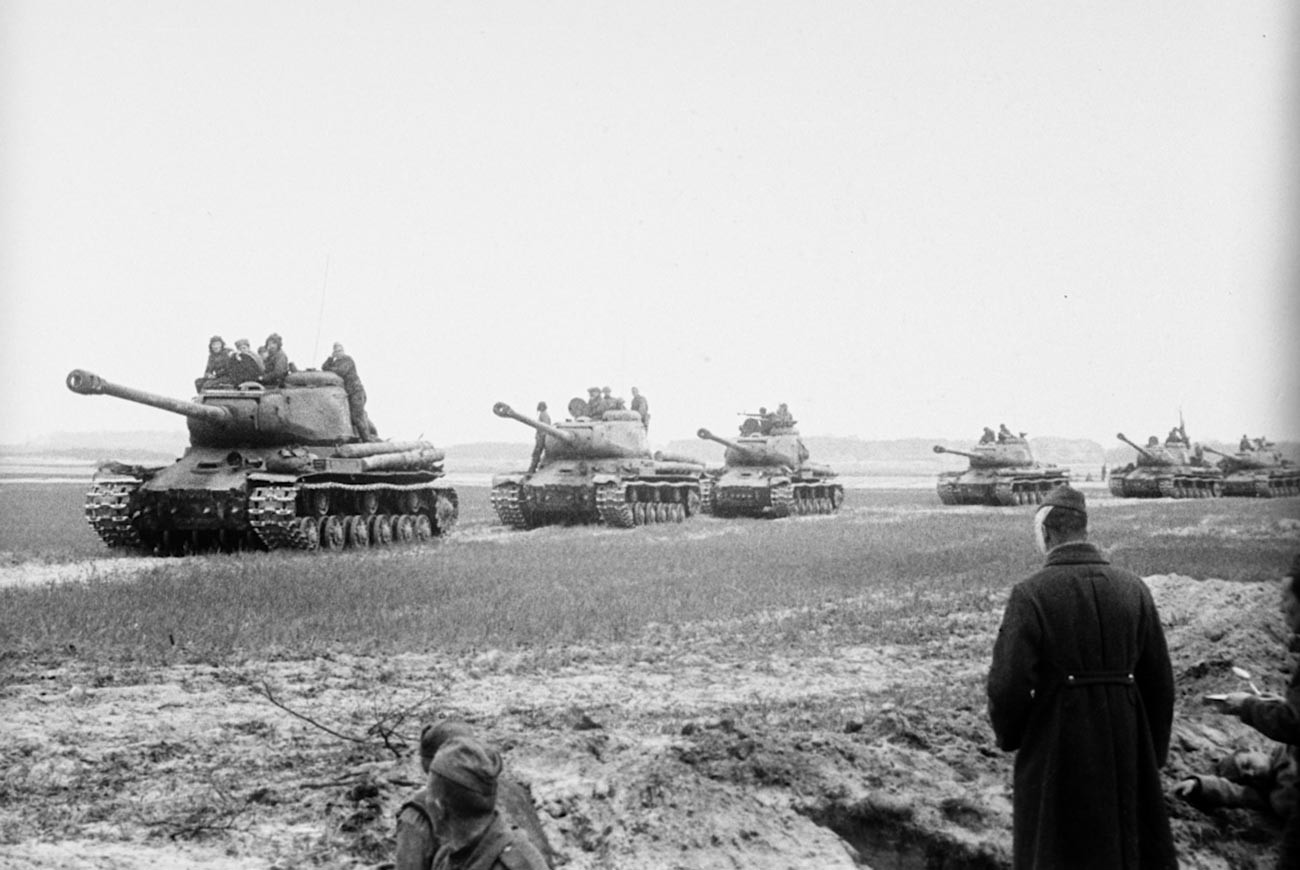 Велики отаџбински рат, тенковски обруч око Берлина.