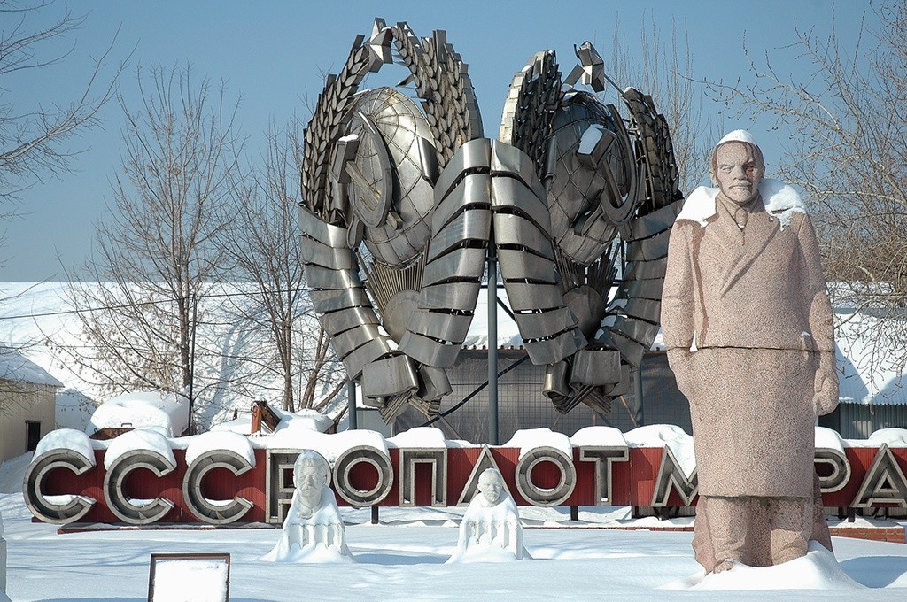 モスクワ、ムゼオン公園の「記念碑の墓場」