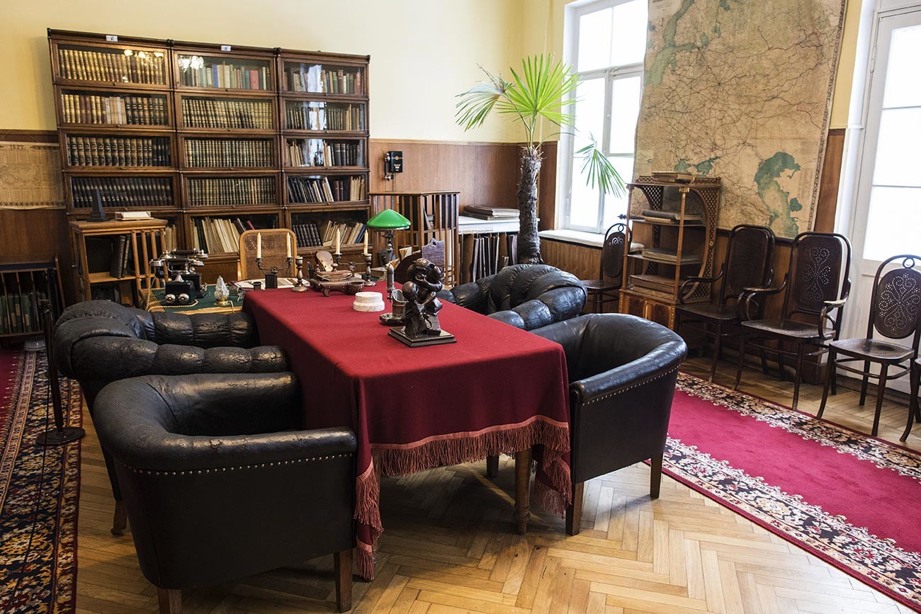 Радни кабинет В. И. Лењина у музеју „Кабинет и стан В. И. Лењина у Кремљу“.