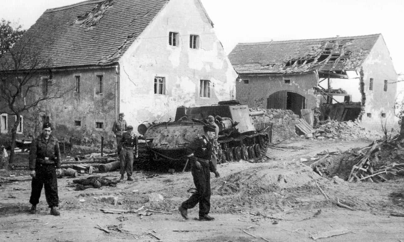 Un ISU-122 polacco distrutto vicino a Bautzen