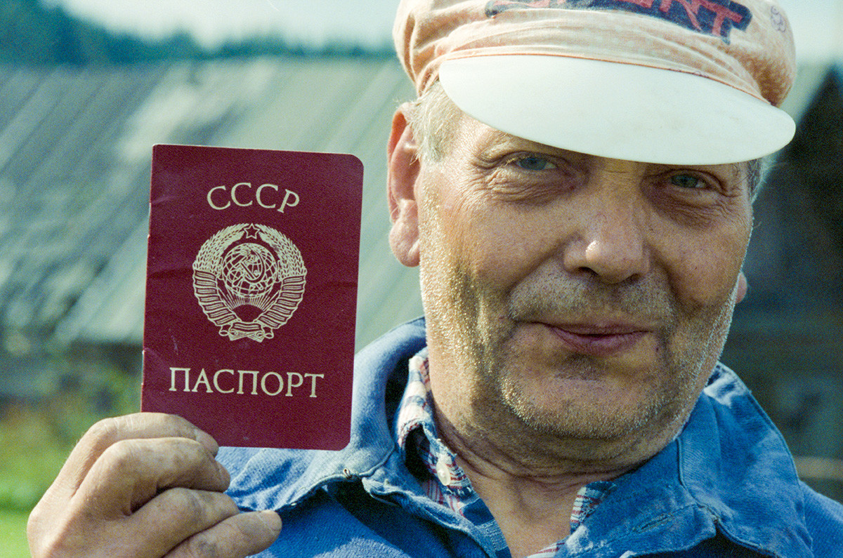 Un hombre con pasaporte soviético, 1991
