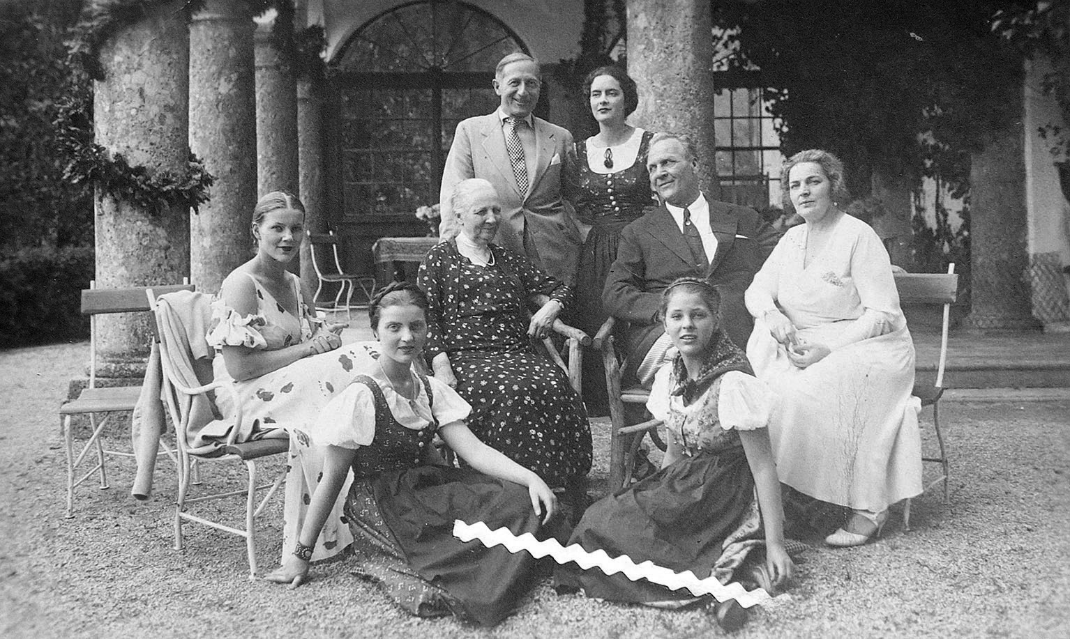 La familia de Shaliapin. Tirol. Kitzbuehel. 1934