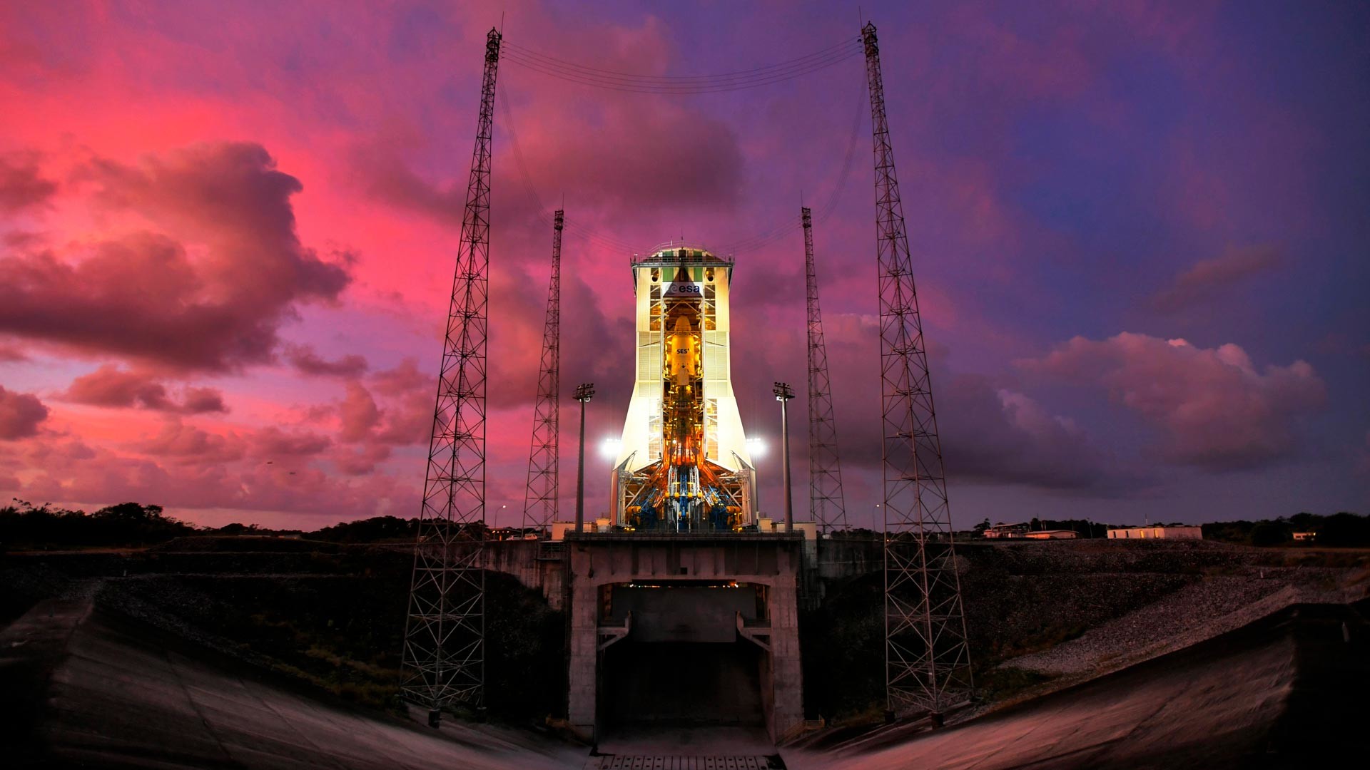 Landasan peluncuran Kosmodrom Kourou di Guyana Prancis.