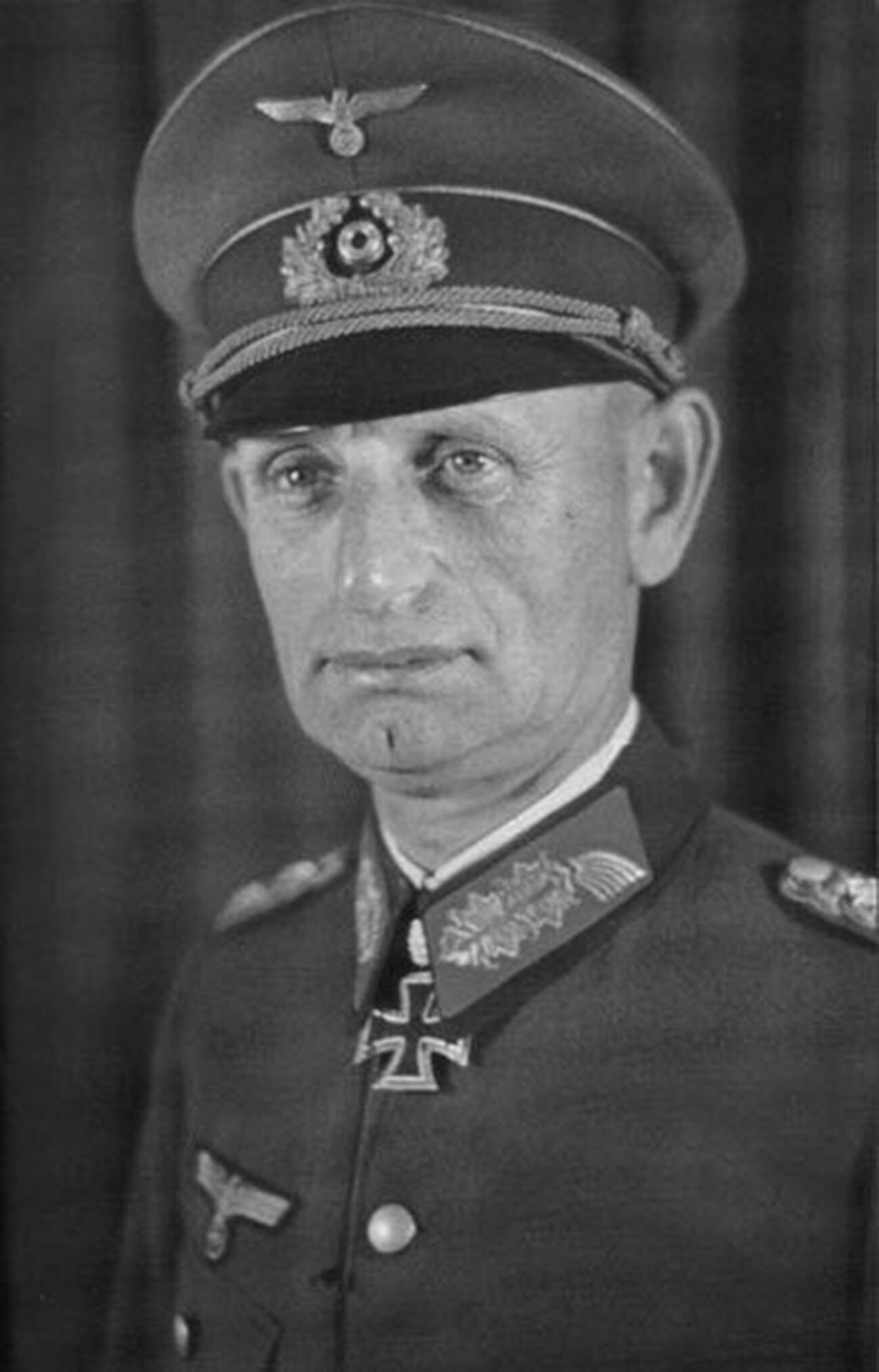 General Walter von Brockdorff-Ahlefeldt
