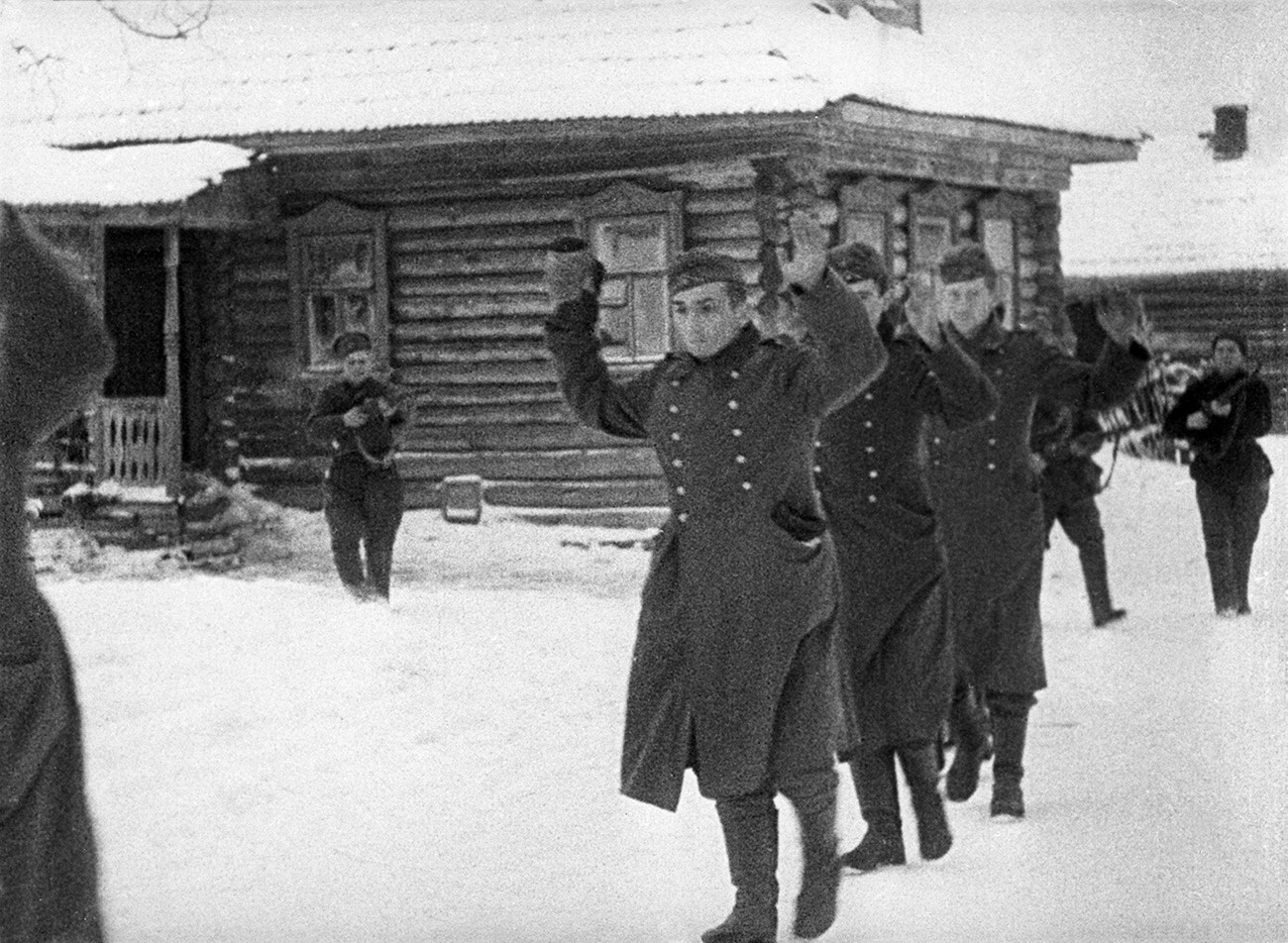 映画『モスクワ郊外でのドイツ軍の撃破』からのシーン