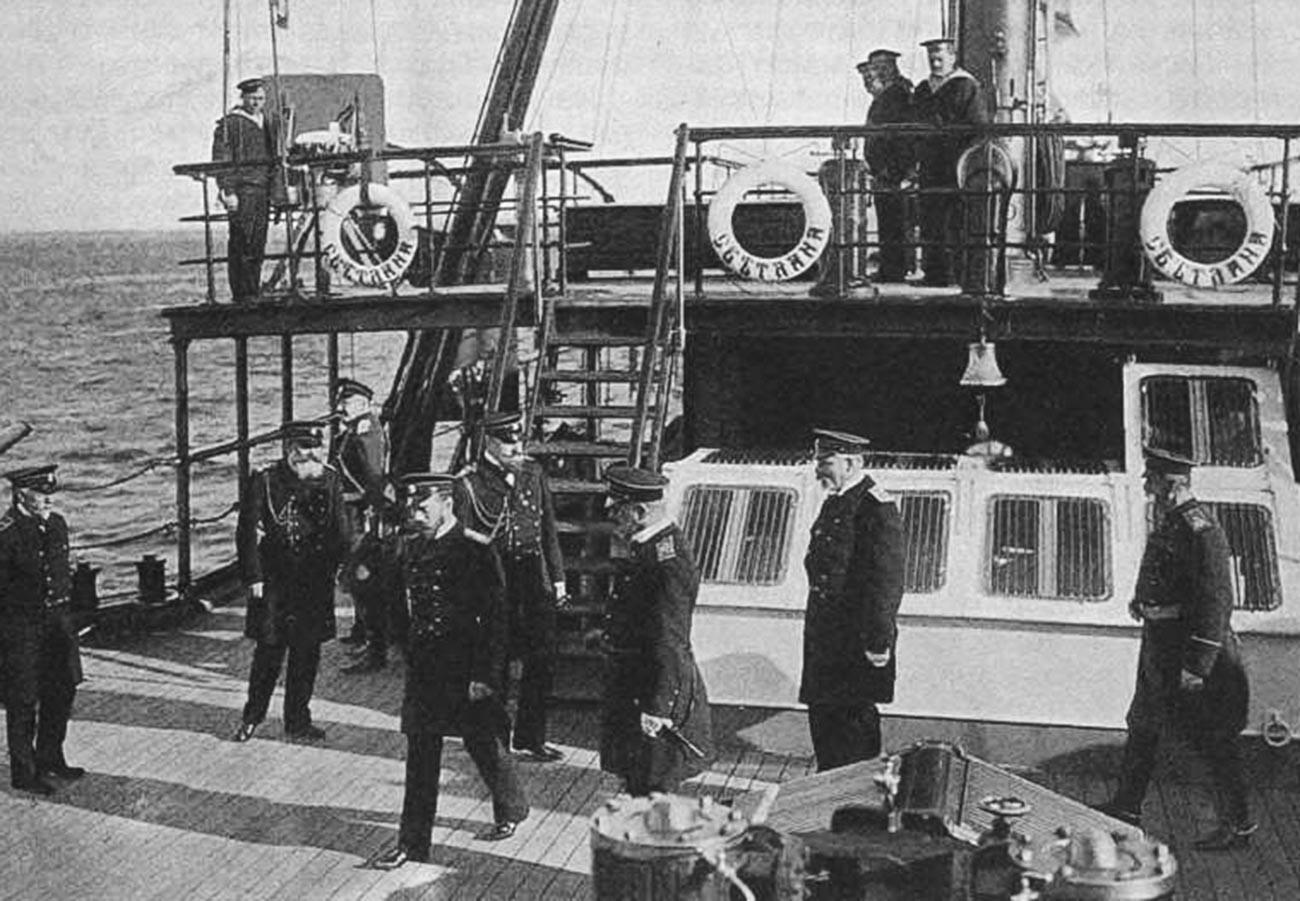 Посета императора Николаја II крстарице „Светлана“ пред поход Друге пацифичке ескадриле.