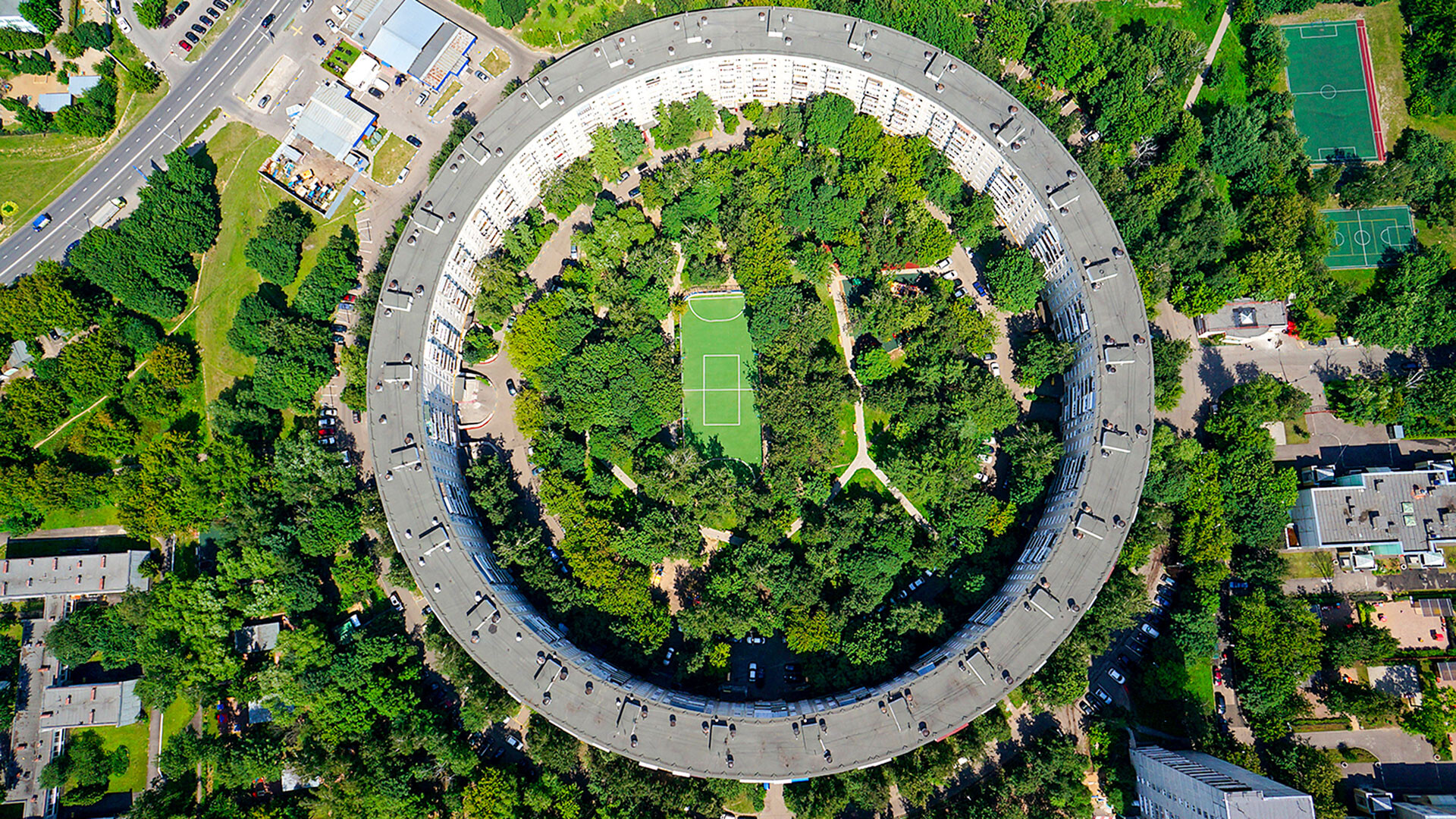 Зачем в СССР строили КРУГЛЫЕ ДОМА (ФОТО) - Russia Beyond по-русски