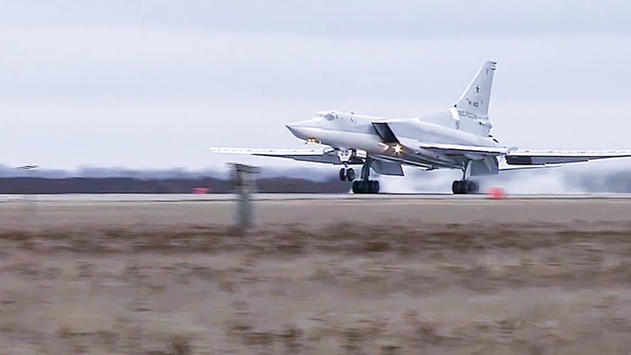 A Tupolev Tu-22 M3 strategic bomber of the Russian Aerospace Force is coming in for a landing after hitting ISIS targets in Syria. Maximum possible quality