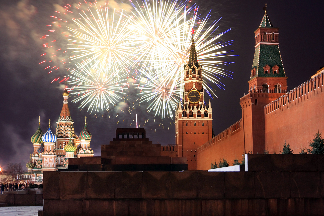 Jedes Jahr hält der russische Präsident eine Feierrede nur wenige Minuten vor dem Läuten der Glocken. 
