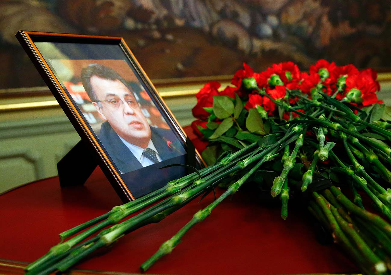 Avoid Going To Turkey Russians React To Ambassadors Assassination