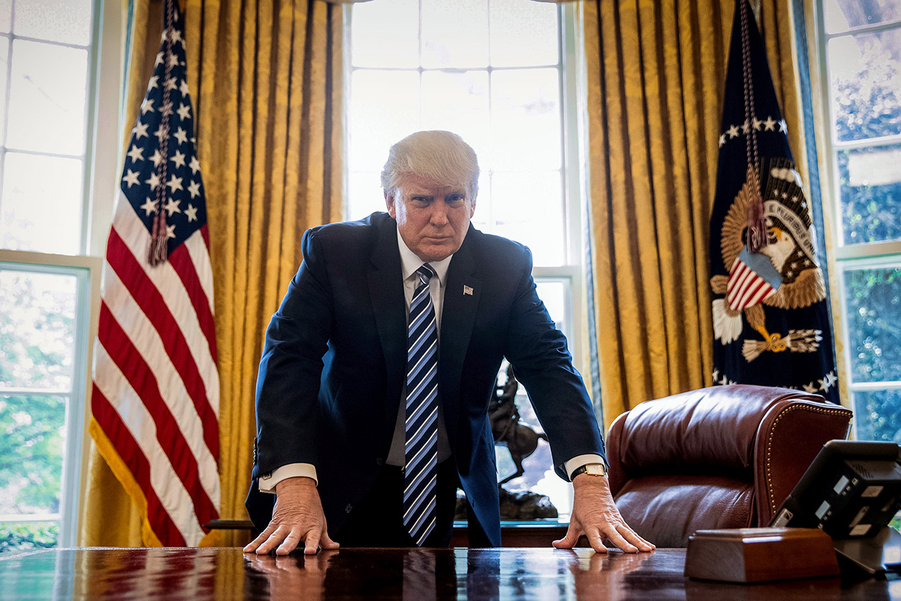 Presiden AS Donald Trump di Ruang Oval Gedung Putih pada 21 April 2017.