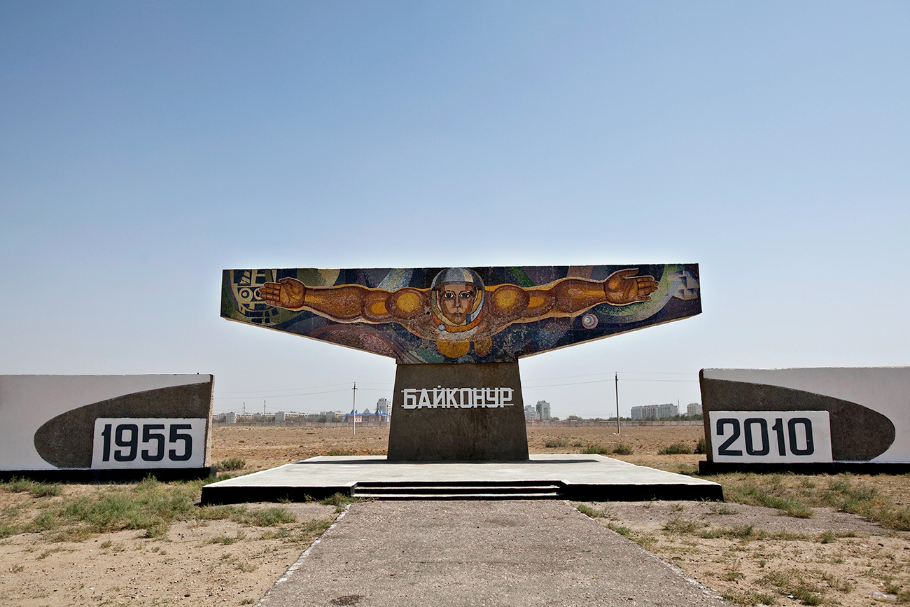 Prvo in največje vesoljsko izstrelišče – Bajkonur – se nahaja v puščavski stepi v južnem Kazahstanu. Ustanovili so ga 2. junija 1955.