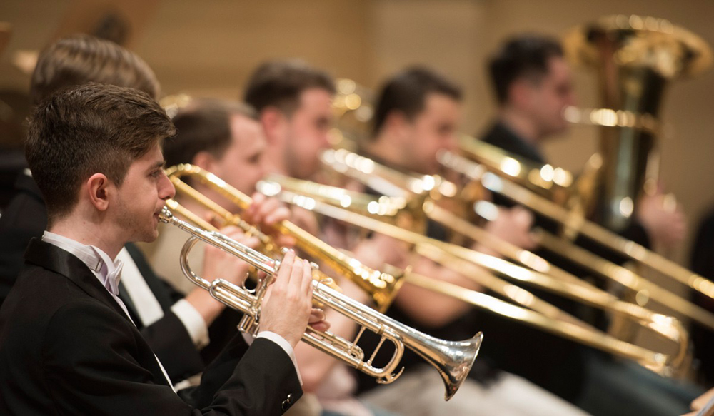 Die Russisch-Deutsche Musikakademie eröffnet am Mittwoch mit ihrem Orchester sowie poetischen Vorträgen die 13. Deutsche Woche. 