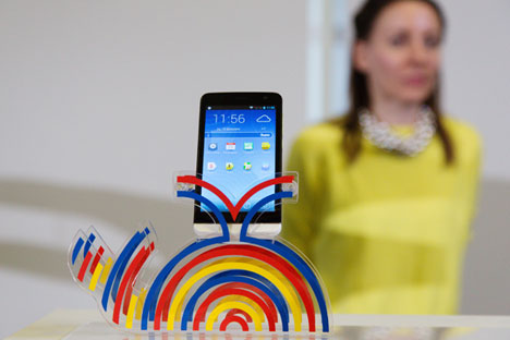 The new Flame phone from Explay will operate with Yandex.Kit software. Source: Press Photo