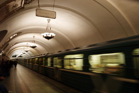 El metro de Moscú es el segundo en densidad de viajeros, sólo por detrás de Tokio. Fuente: Flickr/ Jaime Silva