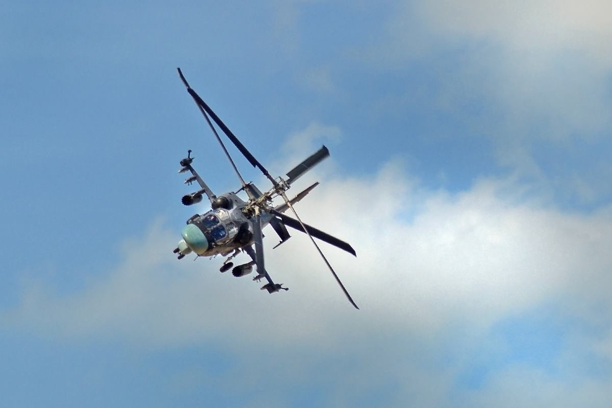 Berkuts adalah satu-satunya tim aerobatik di dunia yang menggunakan helikopter tempur.