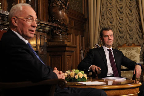 Il premier ucraino Mykola Azarov durante l'incontro con il premier russo Dmitri Medvedev a Mosca, nel novembre 2012 (Foto: Itar-Tass)