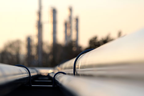 Nel prossimo triennio, i prezzi del petrolio dovrebbero subire una diminuzione (Foto: Shutterstock)