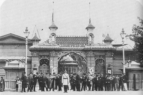 サンクトペテルブルク動物園、1910年。