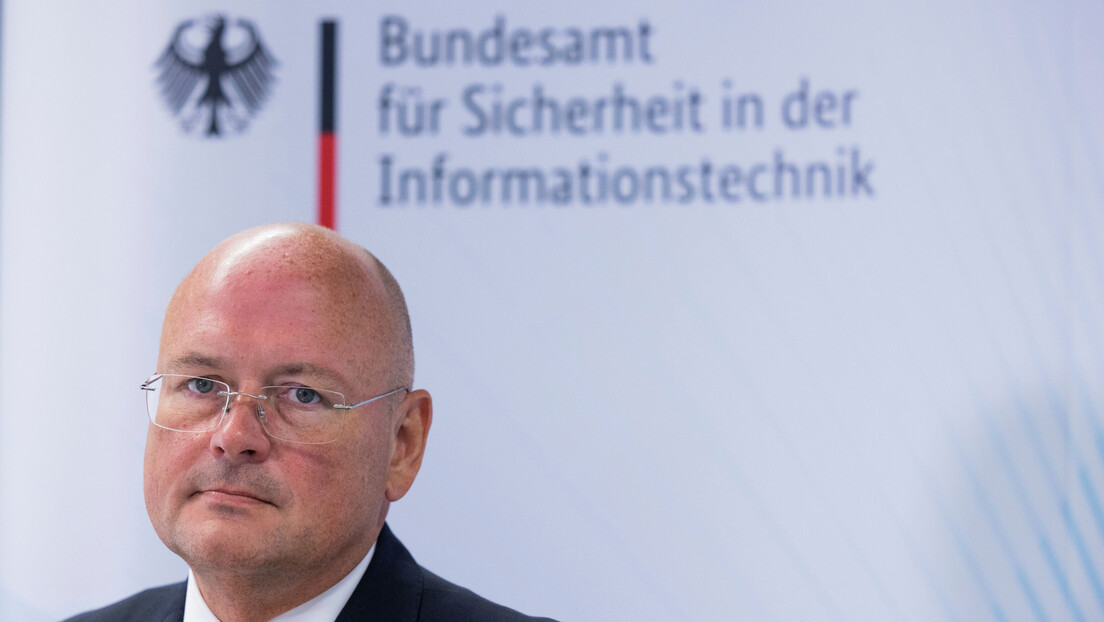 Шеф немачке агенције за сајбер безбедност отпуштен због шуровања са Русима