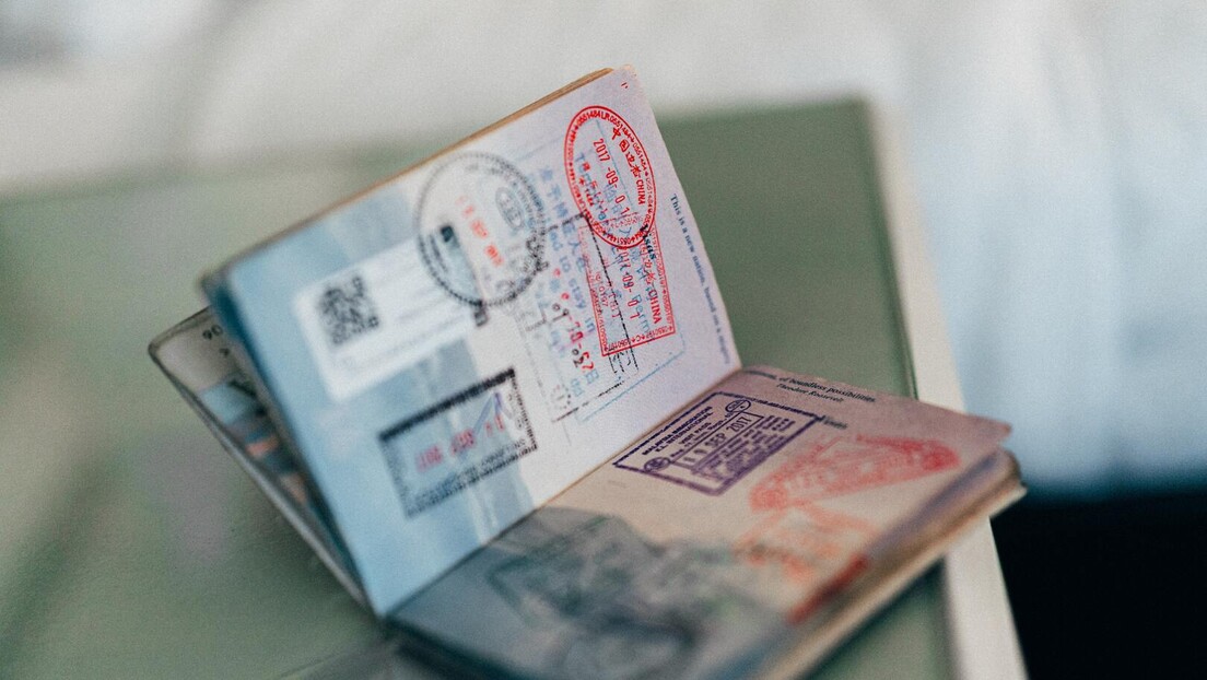 Помама за европским пасошима: Рекордан број Американаца који траже држављанство ЕУ