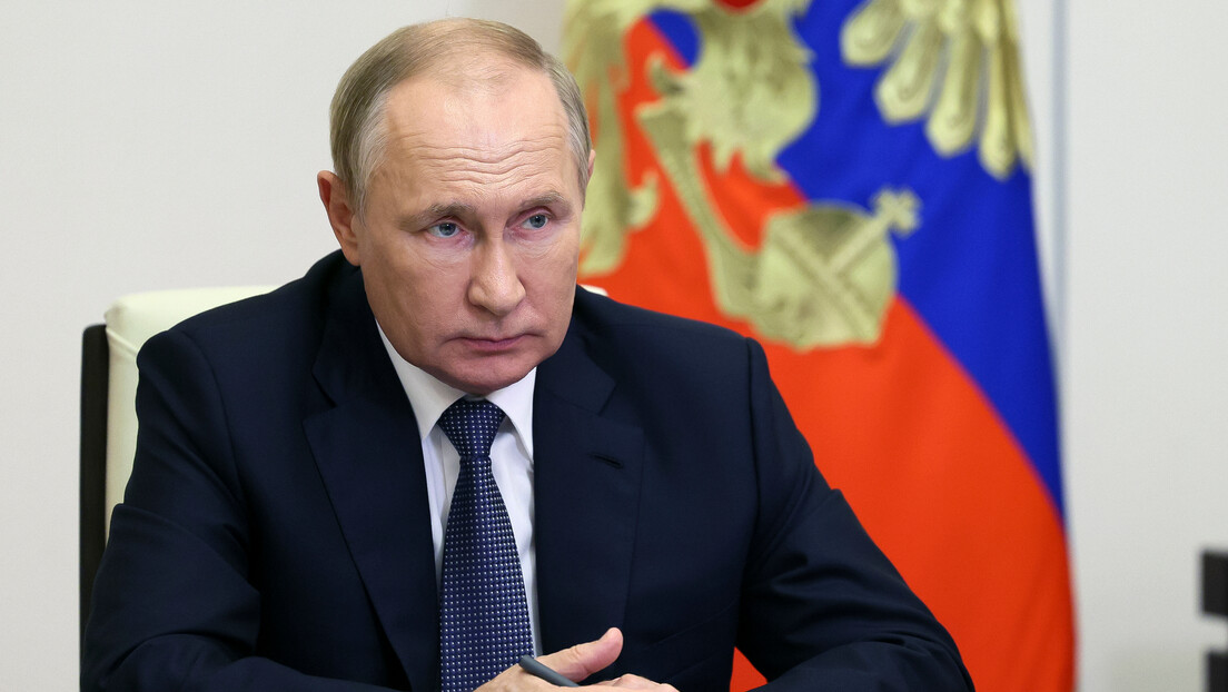 Путин: Убрзати одлучивање у вези са војном кампањом