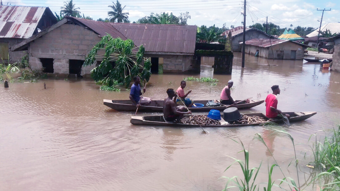Катастрофалне поплаве у Нигерији однеле 600 живота