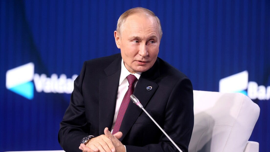 Путин: Ако Кијев нападне житни коридор, поново ћемо суспендовати споразум