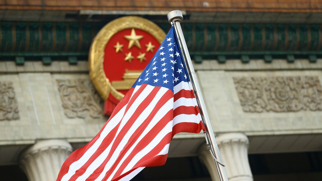 "Блумберг": Америка би могла да остане усамљена у борби против Кине