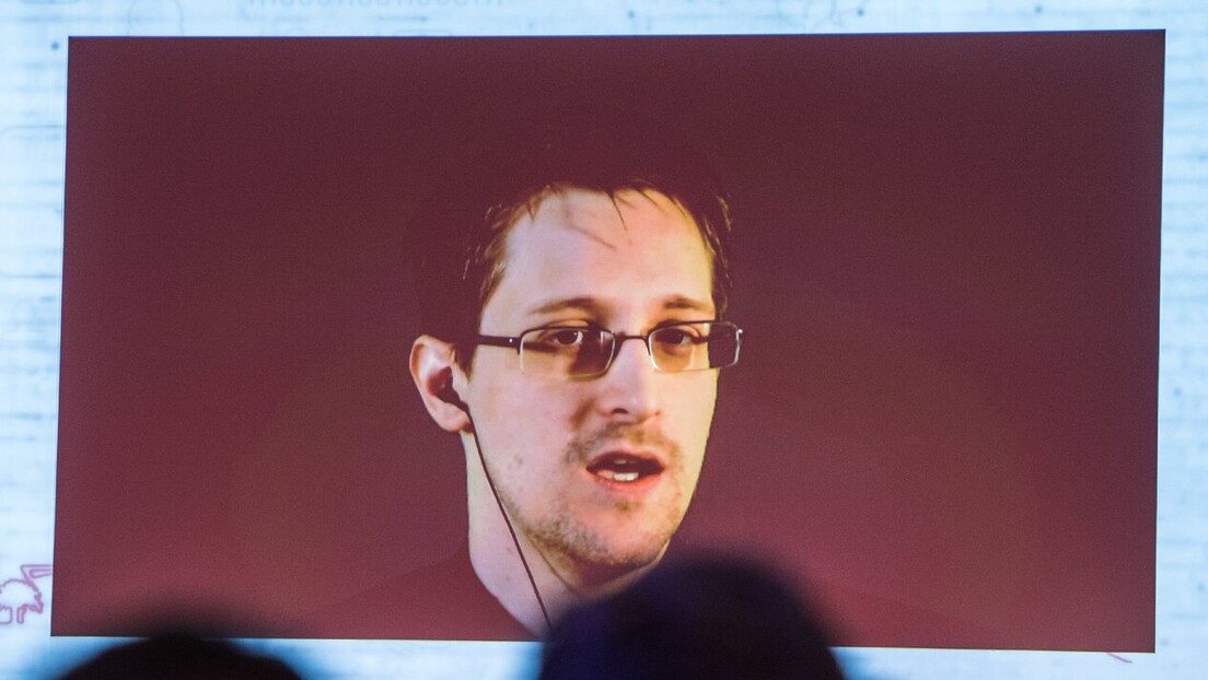 Едвард Сноуден објавио "видео године" (ВИДЕО)