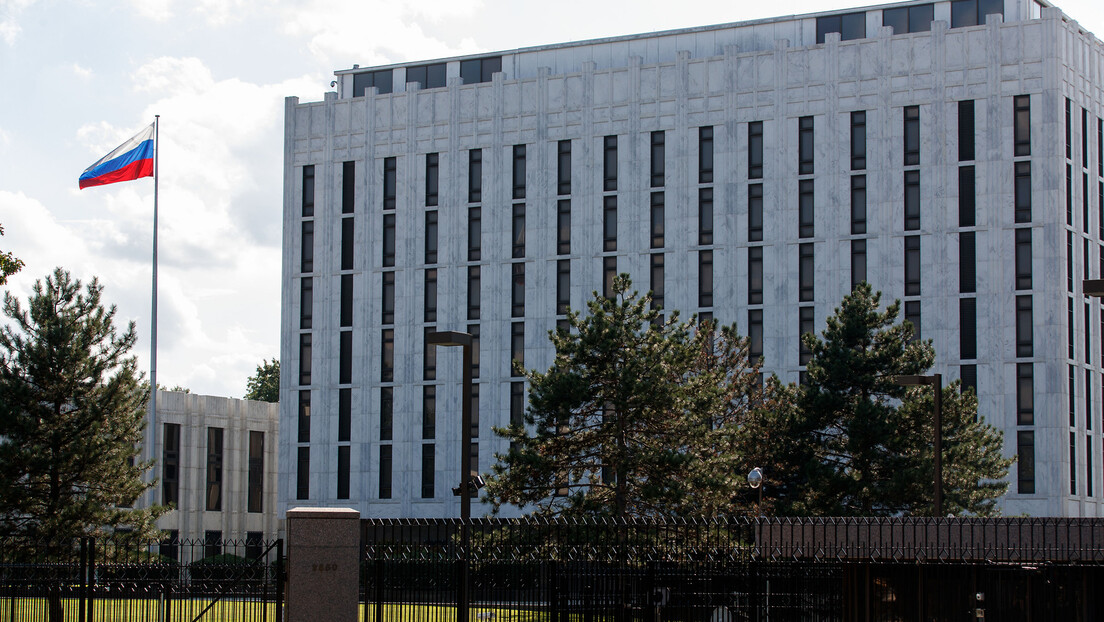Руска амбасада у САД: Америка попустљива према неонацистима у Украјини