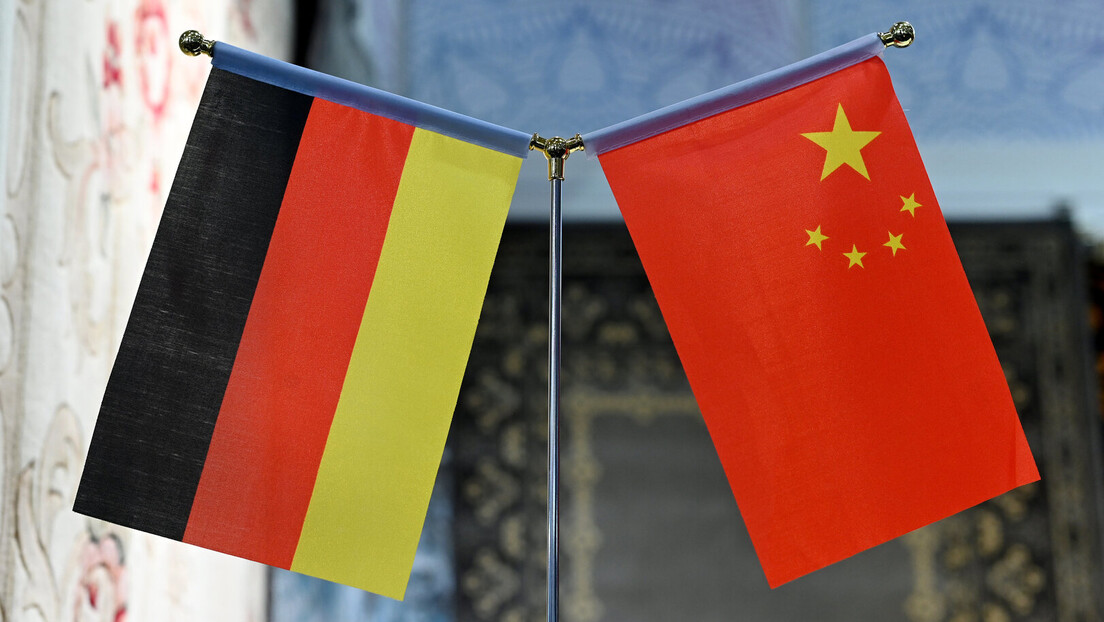 "Политико": Откривен немачки план за односе са Пекингом, Кина оптужена за кршење људских права