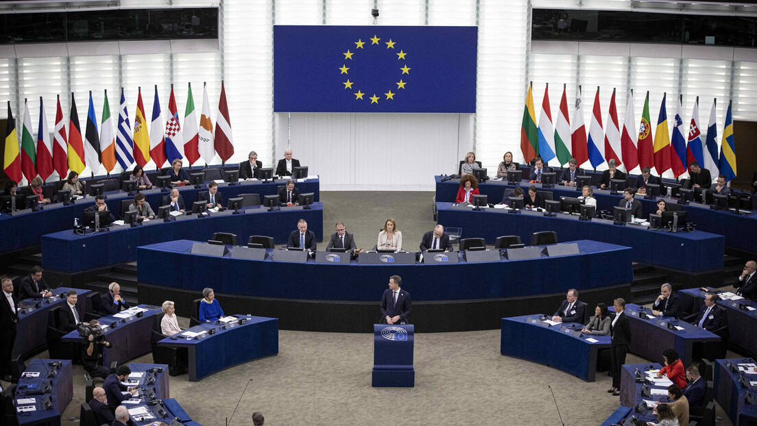 Европски парламент: Важна нам је Србија, али прво да се усклади