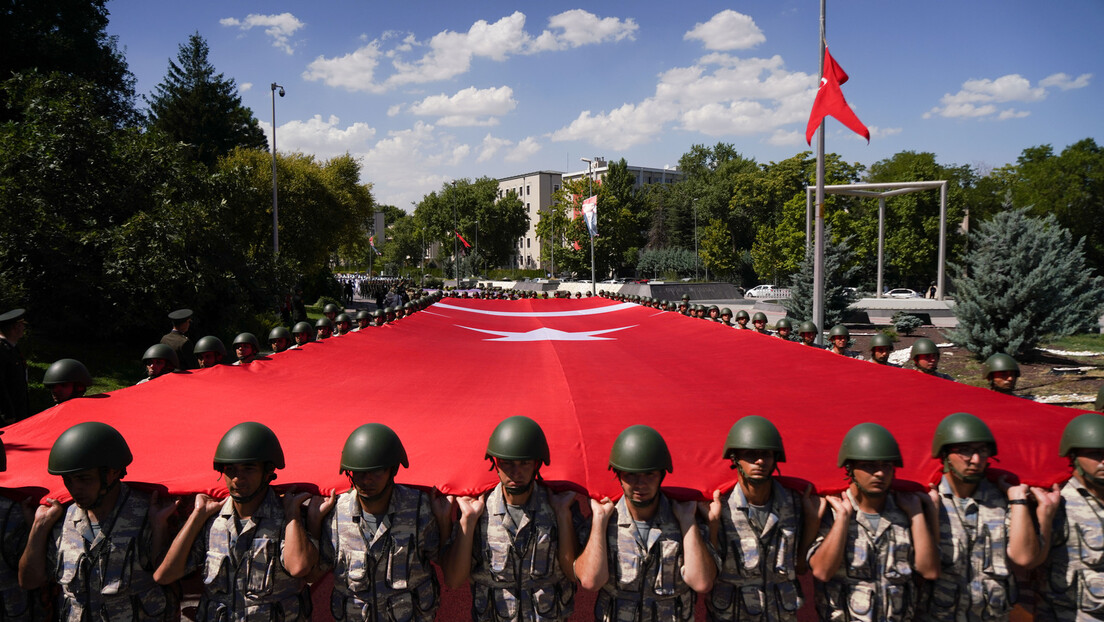 Turska: Nećemo tražiti dozvolu za vojne operacije