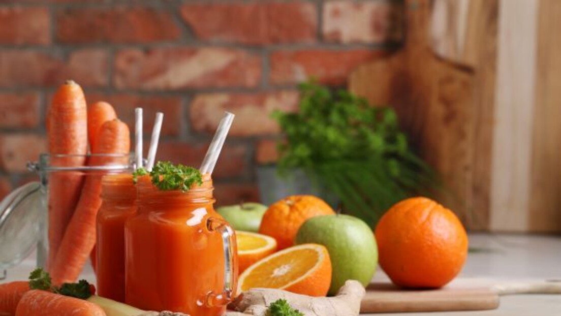 Цеђени сок или цела воћка: шта је здравије